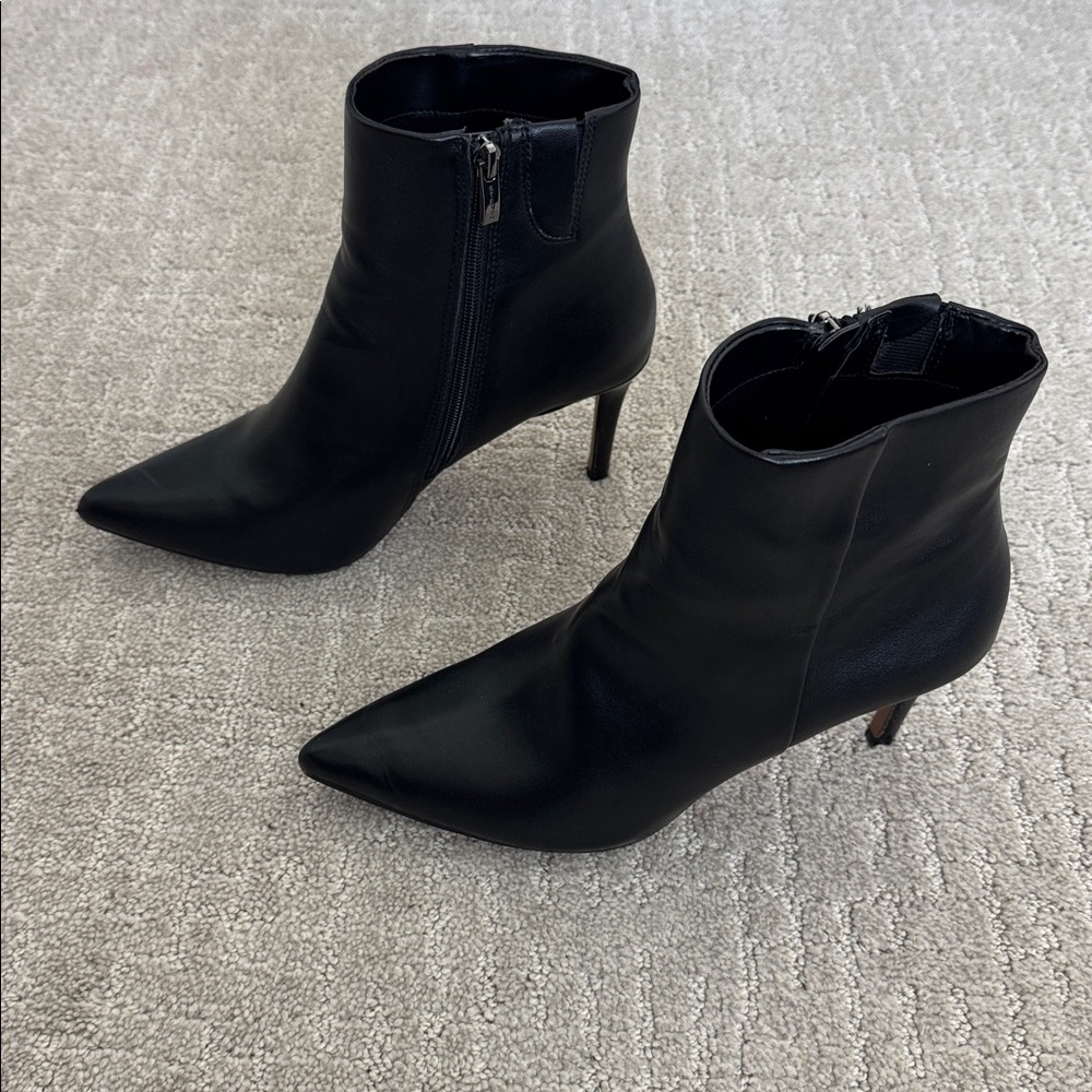 Steve Madden Black Pointy Toe Booties
